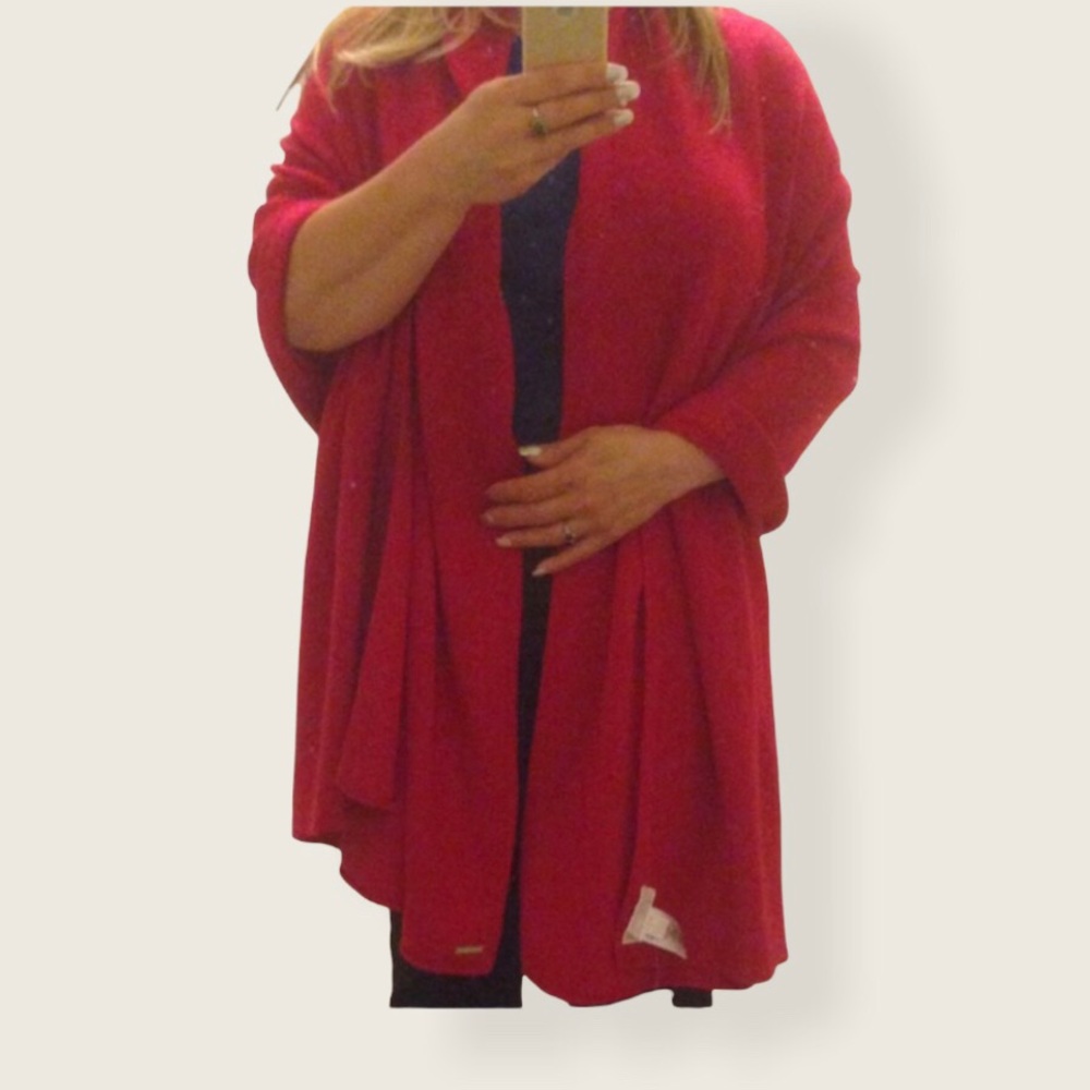 🔴Michael Kors- Cashmere Wrap - Picture 3 of 3